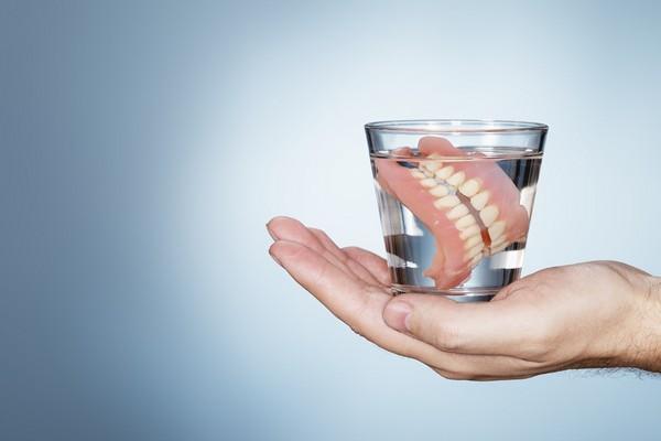 Proteze dentare universale reglabile Easy Denture™