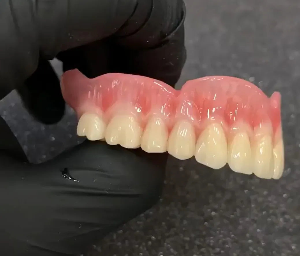 Noua proteză universală Fivfivgo™ din silicon ceramic compozit