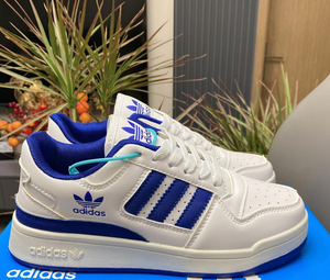Adidași casual Adidas® recent lansați