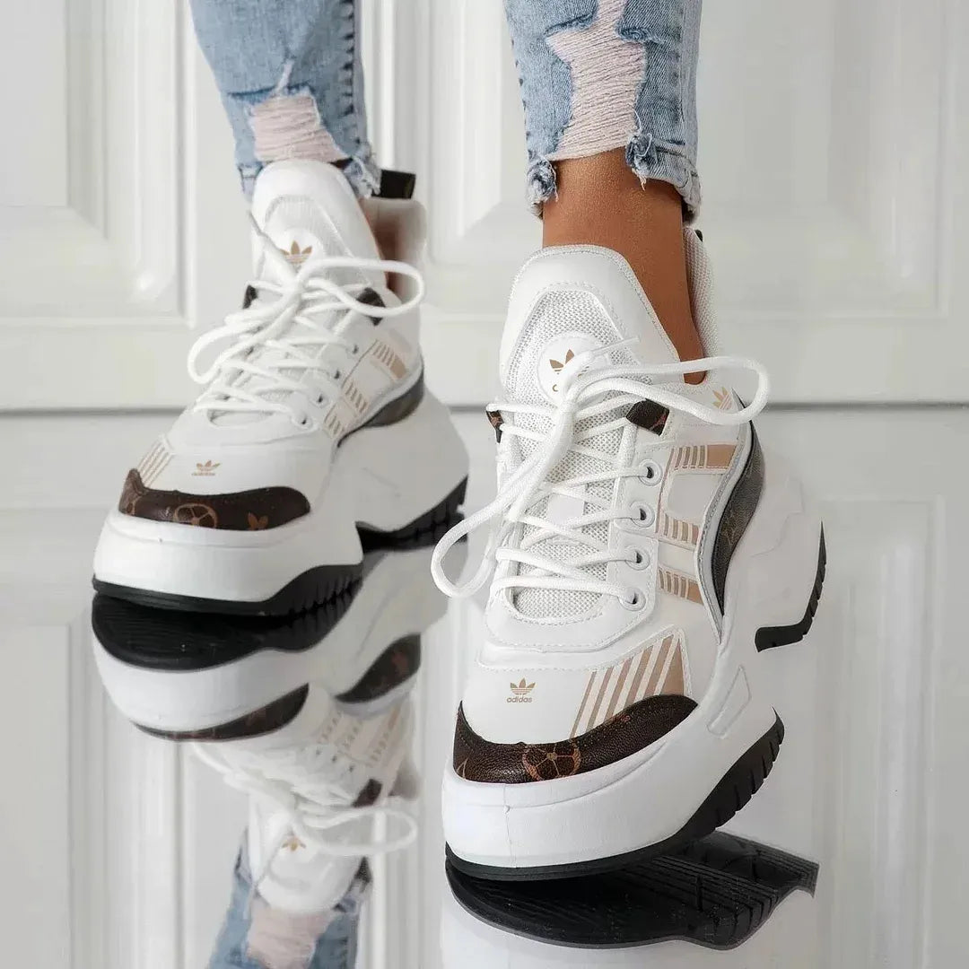 Noi pantofi sport adidas® 2024 pentru femei
