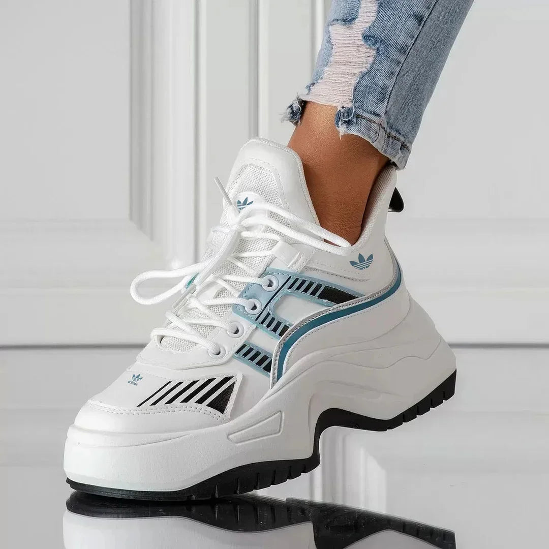 Noi pantofi sport adidas® 2024 pentru femei