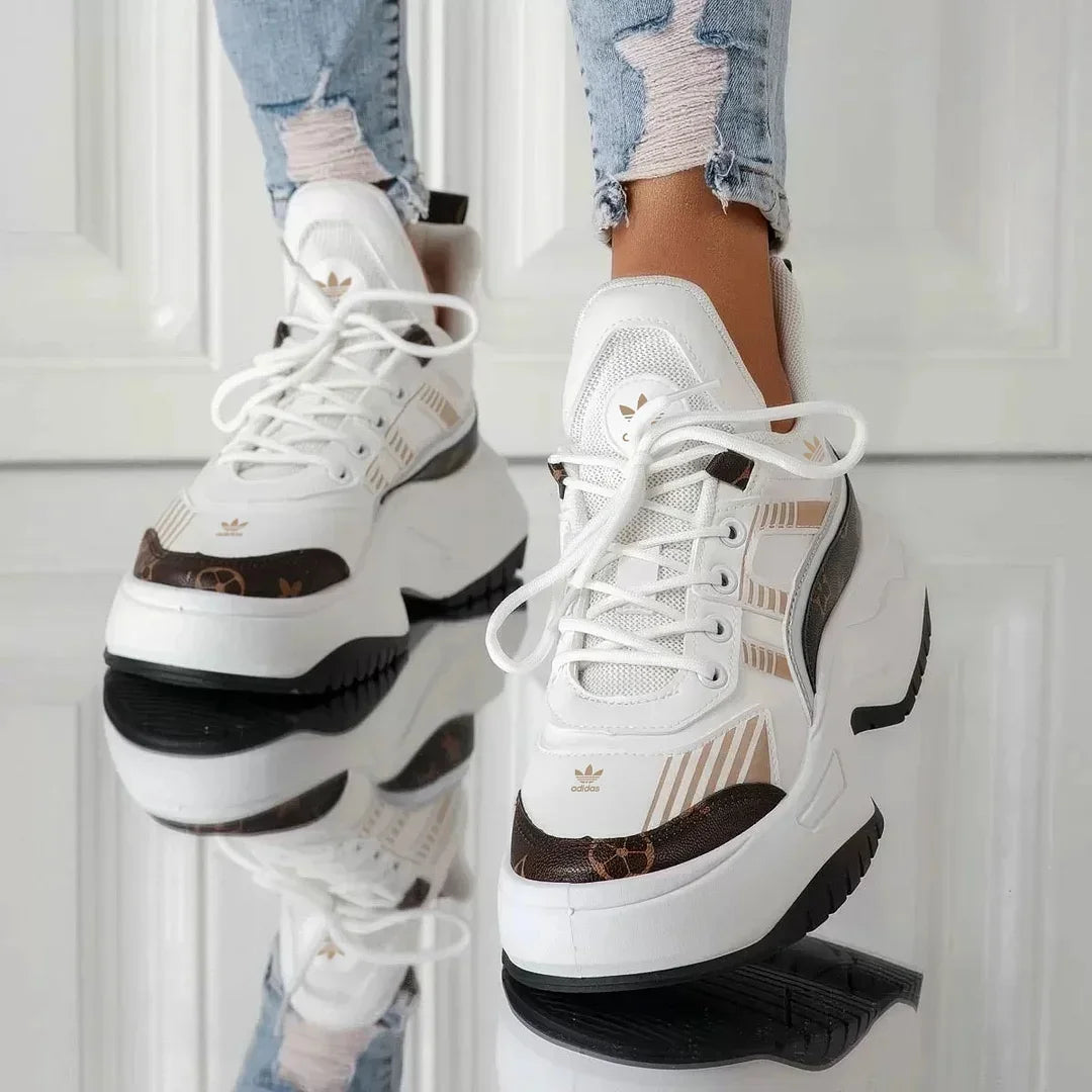Noi pantofi sport adidas® 2024 pentru femei