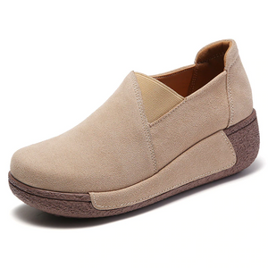 Pantofi de sport plat din piele de căprioară
