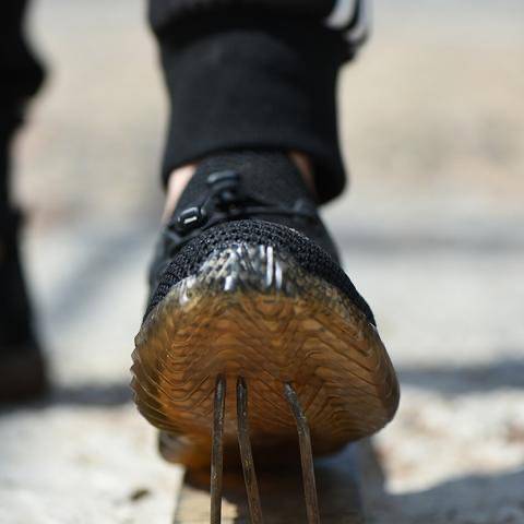 2023 Pantofi de siguranță pentru muncă de vară respirabilă, pantofi de protecție casual de siguranță pentru protecție Smash și Stab Proof Casual